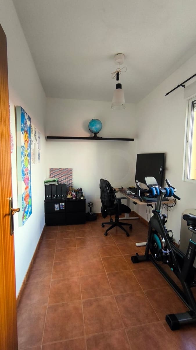 3 sovrum Hus till salu i Madrid stad - 260 000 € (Ref: 9990993)