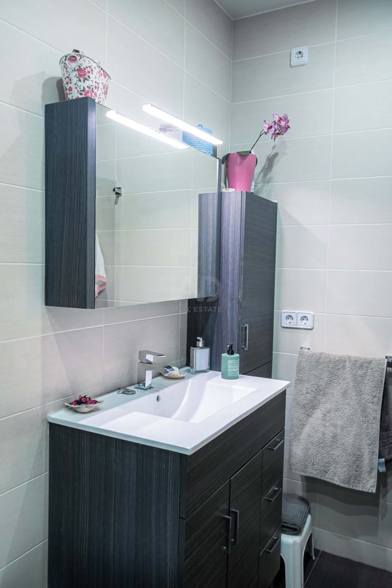 3 sypialnia Apartament na sprzedaż w Miasto Barcelona - 285 000 € (Ref: 9990997)