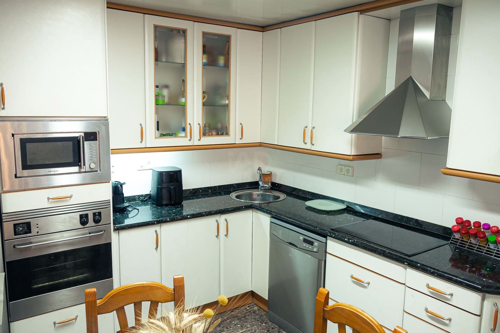 3 sypialnia Apartament na sprzedaż w Miasto Barcelona - 285 000 € (Ref: 9990997)