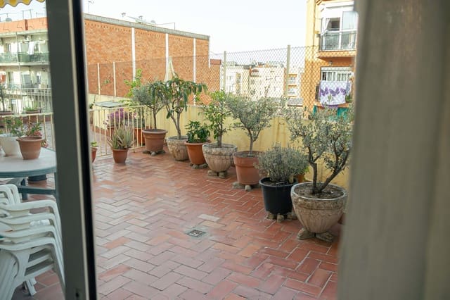 3 slaapkamer Appartement te koop in Ripollet - € 285.000 (Ref: 9990997)
