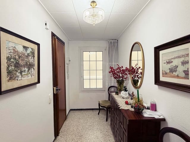 4 slaapkamer Appartement te koop in Calella - € 390.000 (Ref: 9990998)