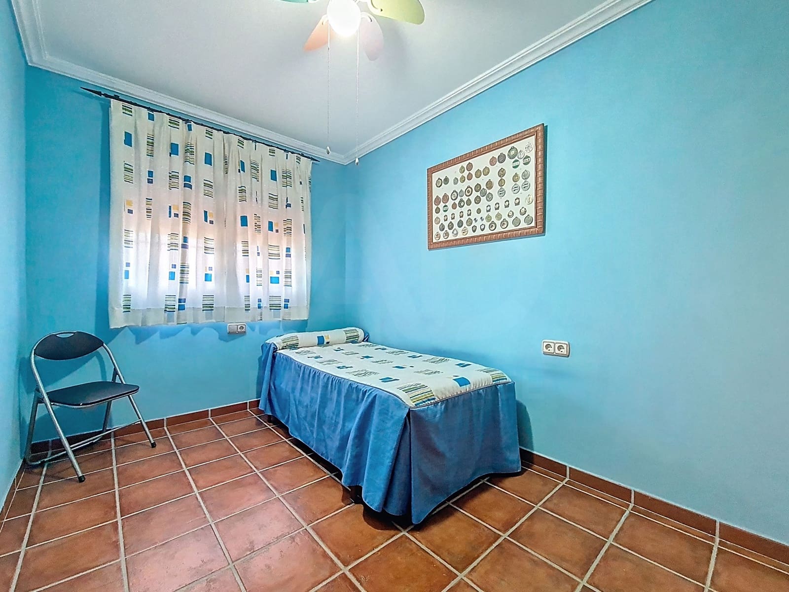6 soveværelse Villa til salg i Cadiz by med garage - € 475.000 (Ref: 9991000)