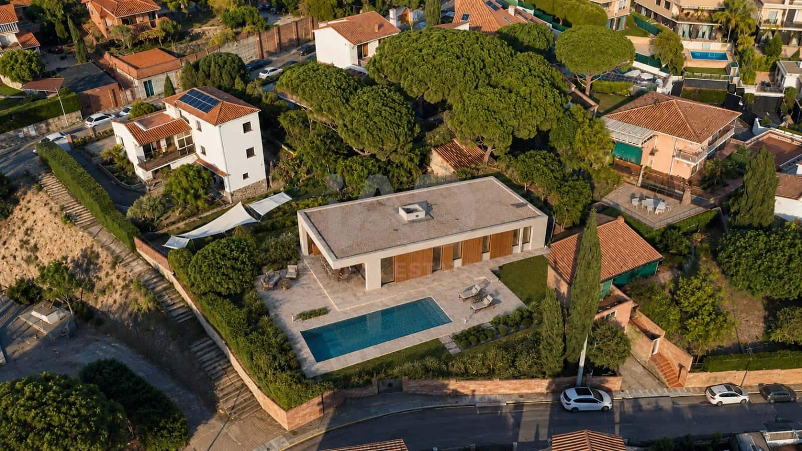 Terreno Não Urbanizado para venda em Barcelona cidade - 280 000 € (Ref: 9991003)