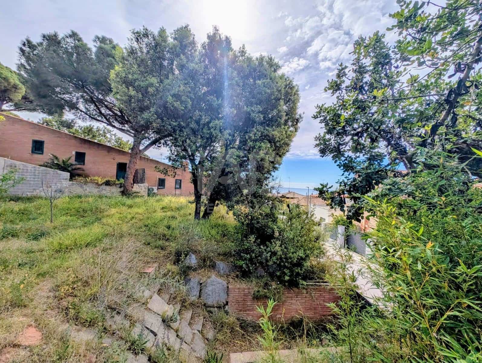 Terreno Não Urbanizado para venda em Barcelona cidade - 280 000 € (Ref: 9991003)