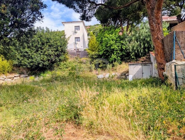 Undeveloped Land for sale in Barcelona city - € 280,000 (Ref: 9991003)
