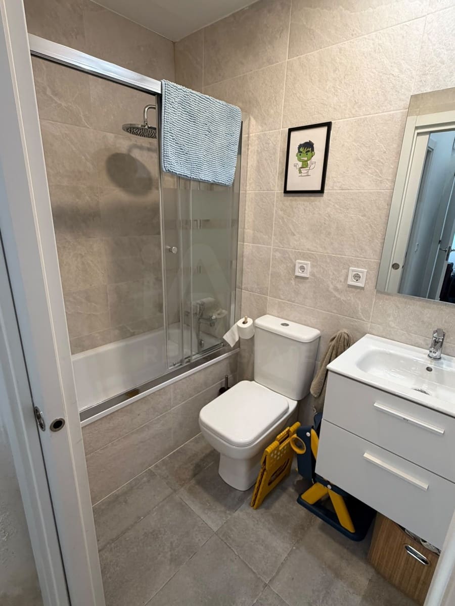 3 chambre Appartement à vendre à Barcelone ville - 215 000 € (Ref: 9991005)