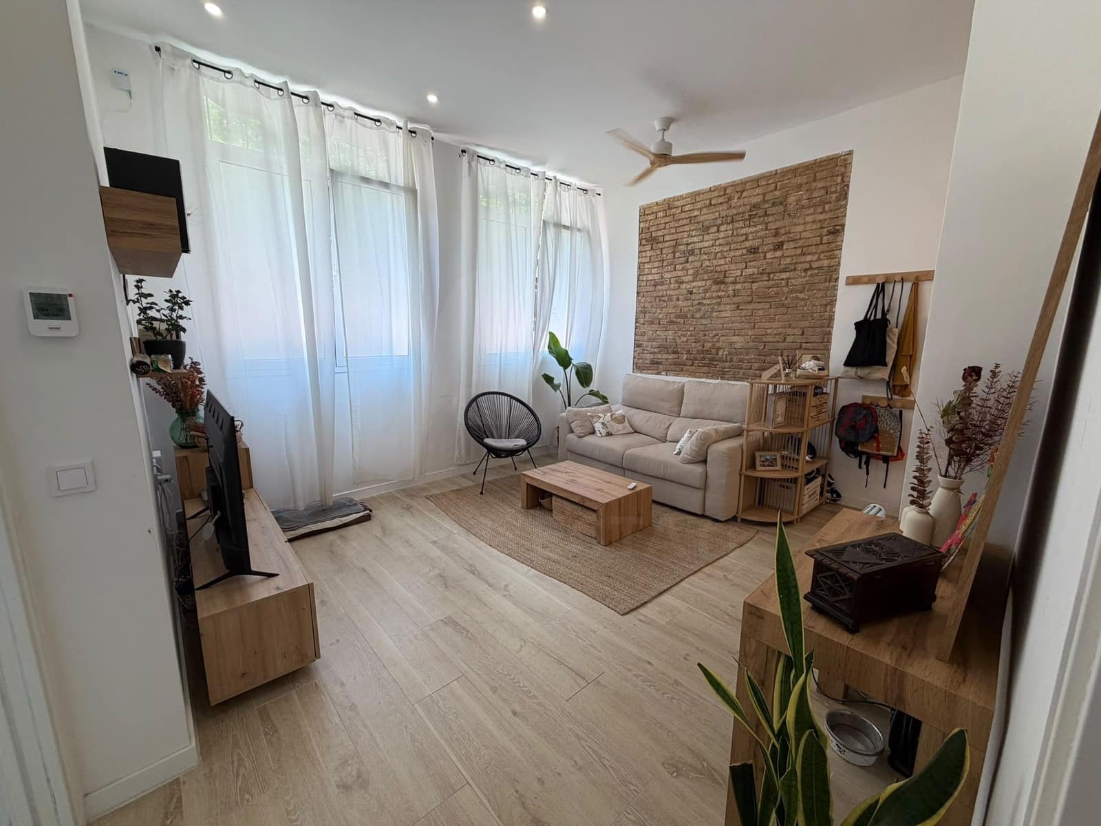 3 chambre Appartement à vendre à Barcelone ville - 215 000 € (Ref: 9991005)