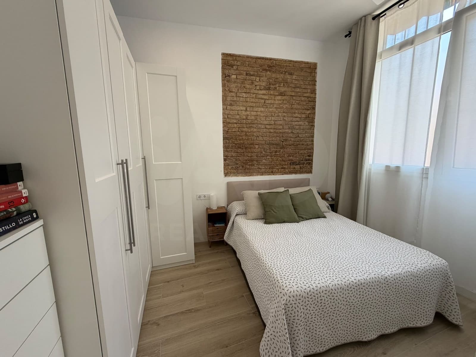 3 chambre Appartement à vendre à Barcelone ville - 215 000 € (Ref: 9991005)