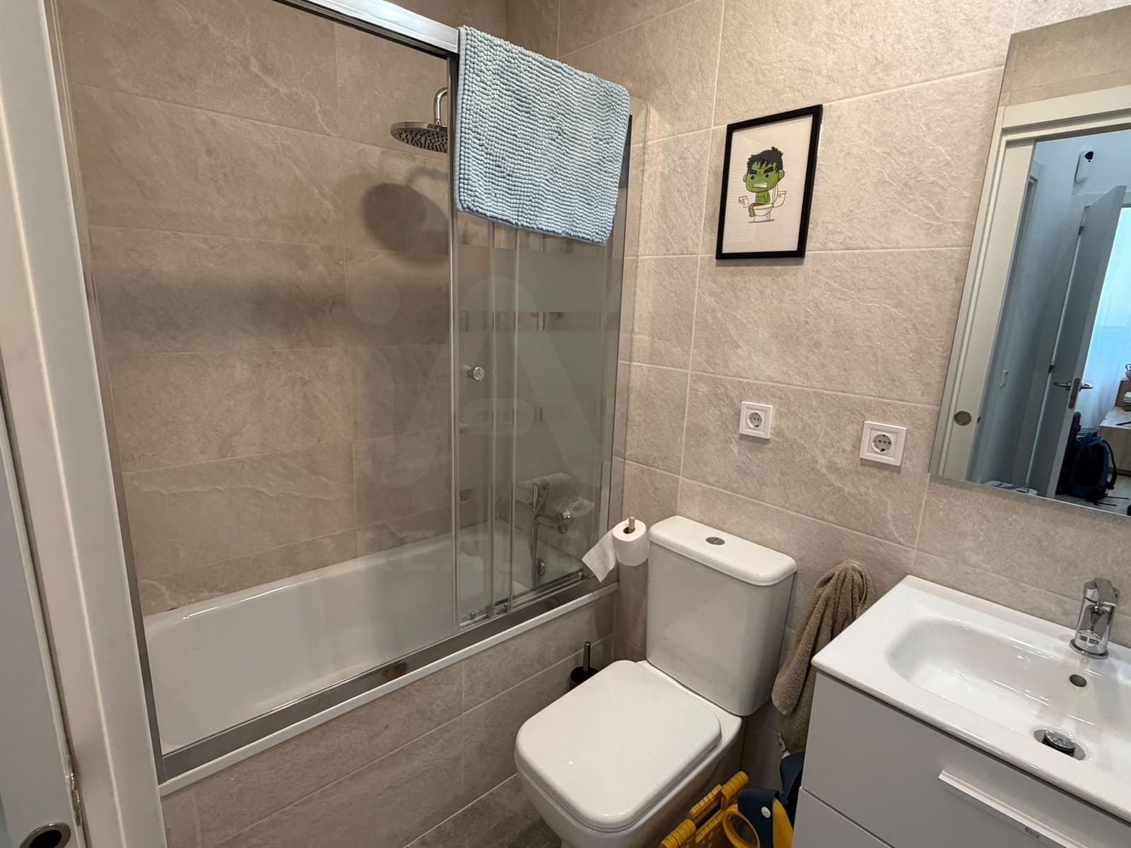 3 chambre Appartement à vendre à Barcelone ville - 215 000 € (Ref: 9991005)