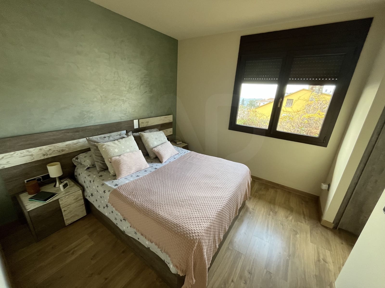 3 slaapkamer Villa te koop in Barcelona stad met garage - € 598.000 (Ref: 9991008)