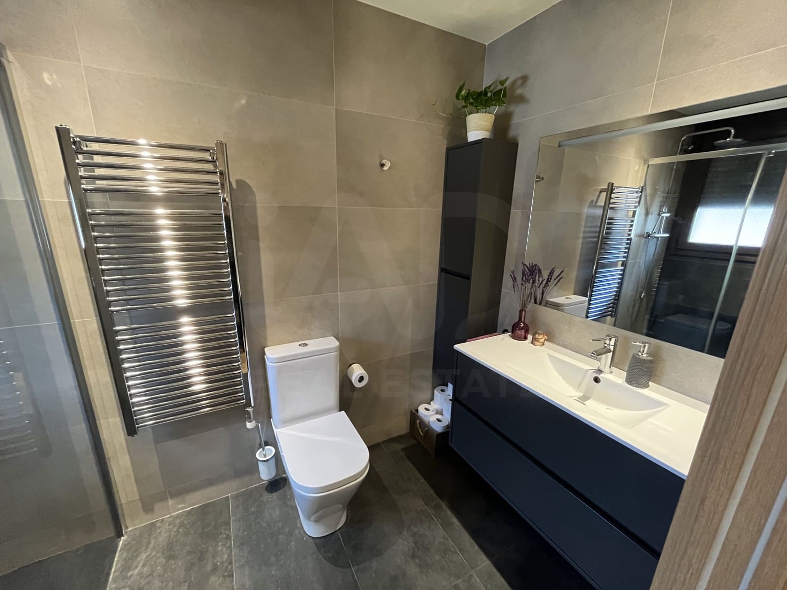 3 slaapkamer Villa te koop in Barcelona stad met garage - € 598.000 (Ref: 9991008)