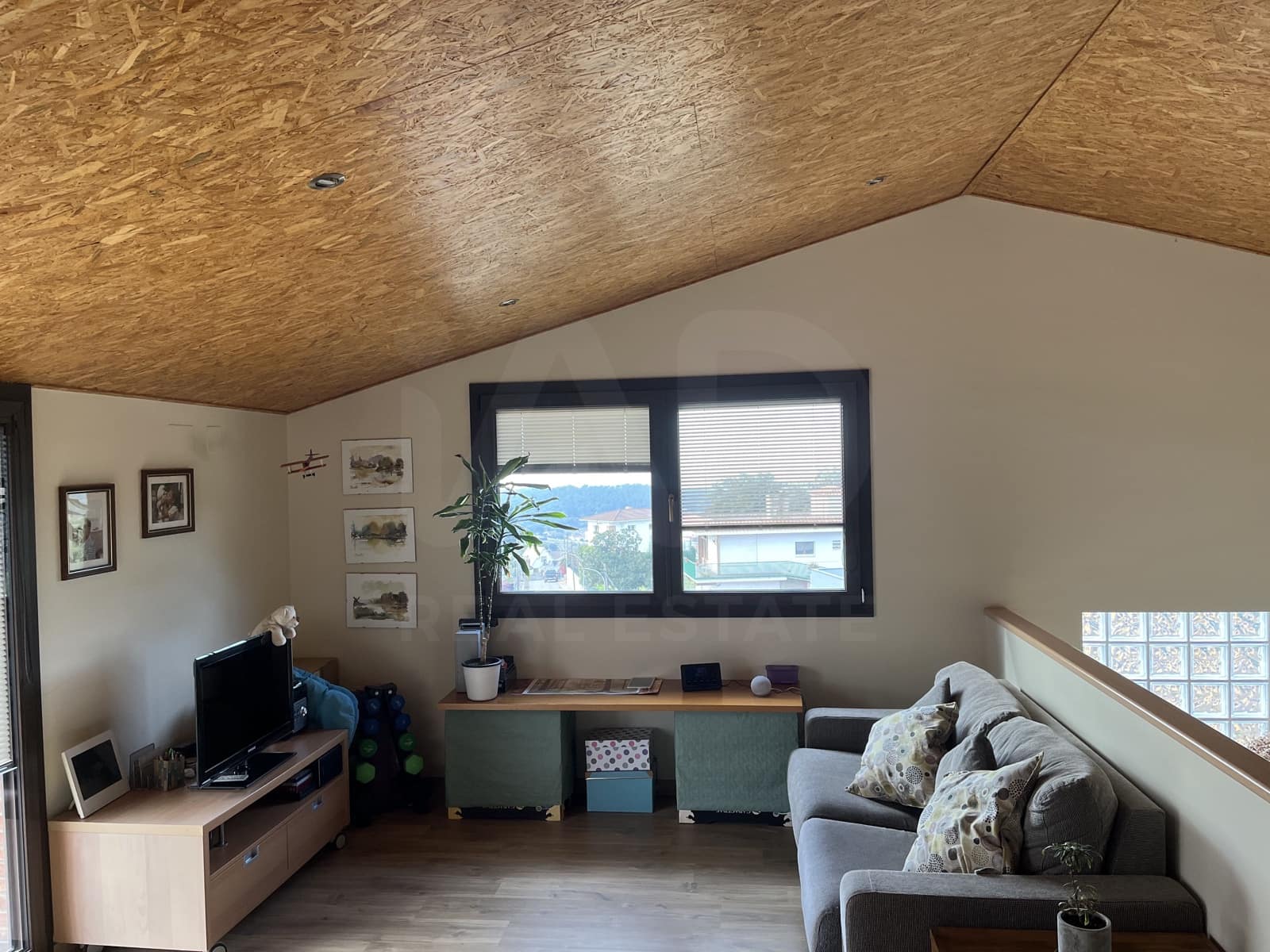 3 slaapkamer Villa te koop in Barcelona stad met garage - € 598.000 (Ref: 9991008)
