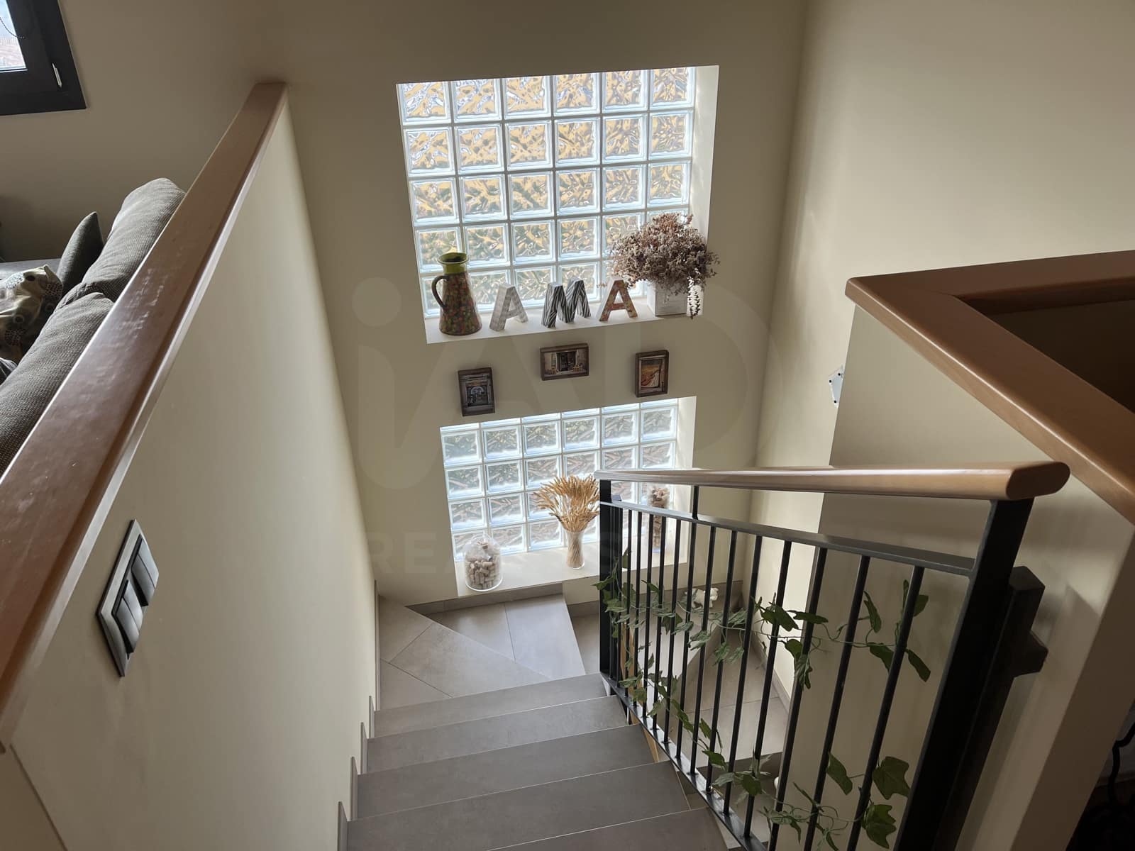 3 slaapkamer Villa te koop in Barcelona stad met garage - € 598.000 (Ref: 9991008)