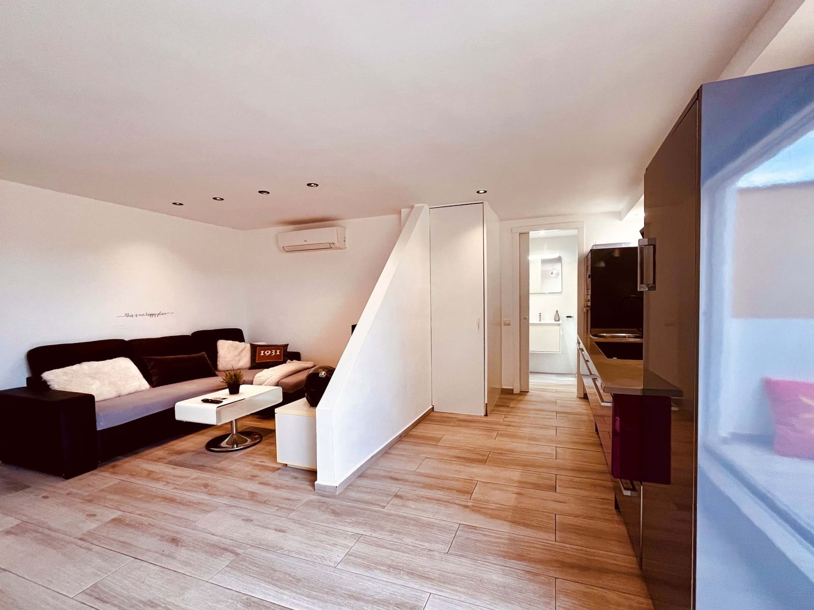 1 slaapkamer Appartement te koop in Barcelona stad met zwembad - € 249.000 (Ref: 9991010)