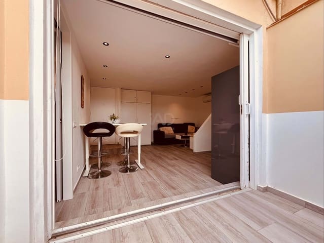 1 soveværelse Lejlighed til salg i Sitges med swimmingpool - € 249.000 (Ref: 9991010)