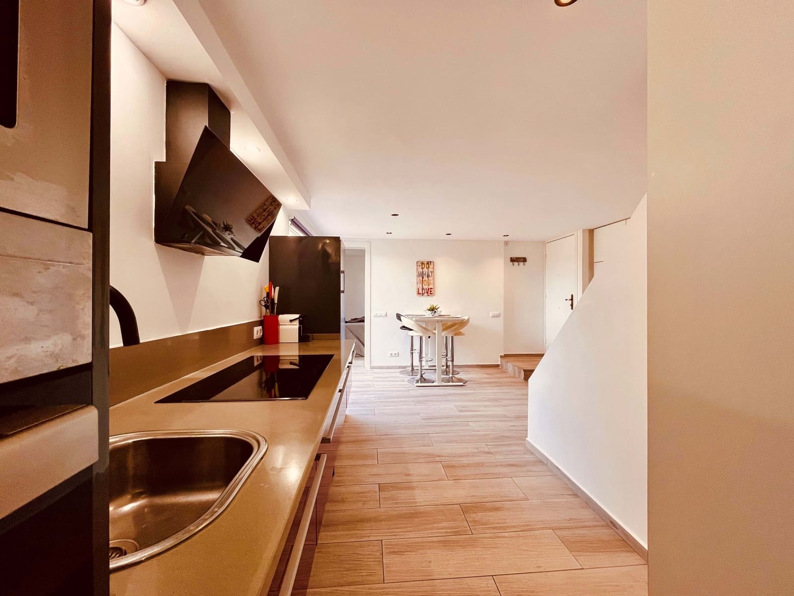 1 slaapkamer Appartement te koop in Barcelona stad met zwembad - € 249.000 (Ref: 9991010)