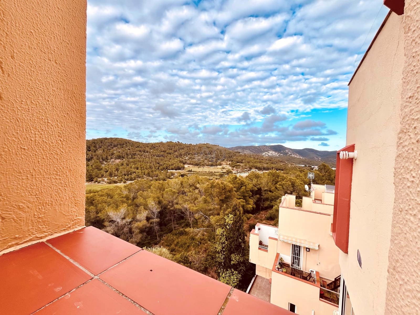 1 slaapkamer Appartement te koop in Barcelona stad met zwembad - € 249.000 (Ref: 9991010)