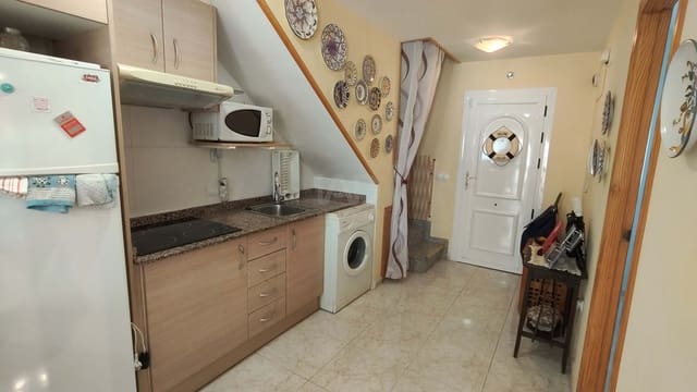 3 soveværelse Lejlighed til salg i Oropesa  - € 119.900 (Ref: 9991011)
