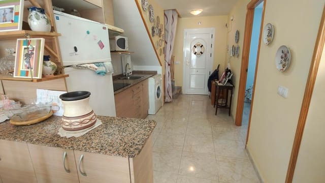 3 soveværelse Lejlighed til salg i Oropesa  - € 119.900 (Ref: 9991011)