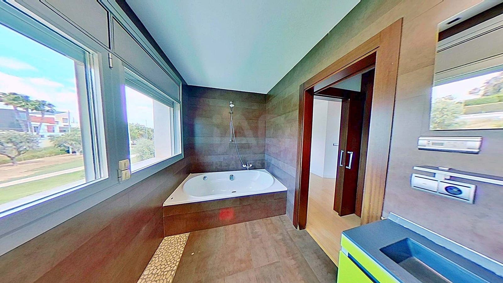 7 chambre Villa/Maison à vendre à Alicante ville avec piscine garage - 1 799 000 € (Ref: 9991013)