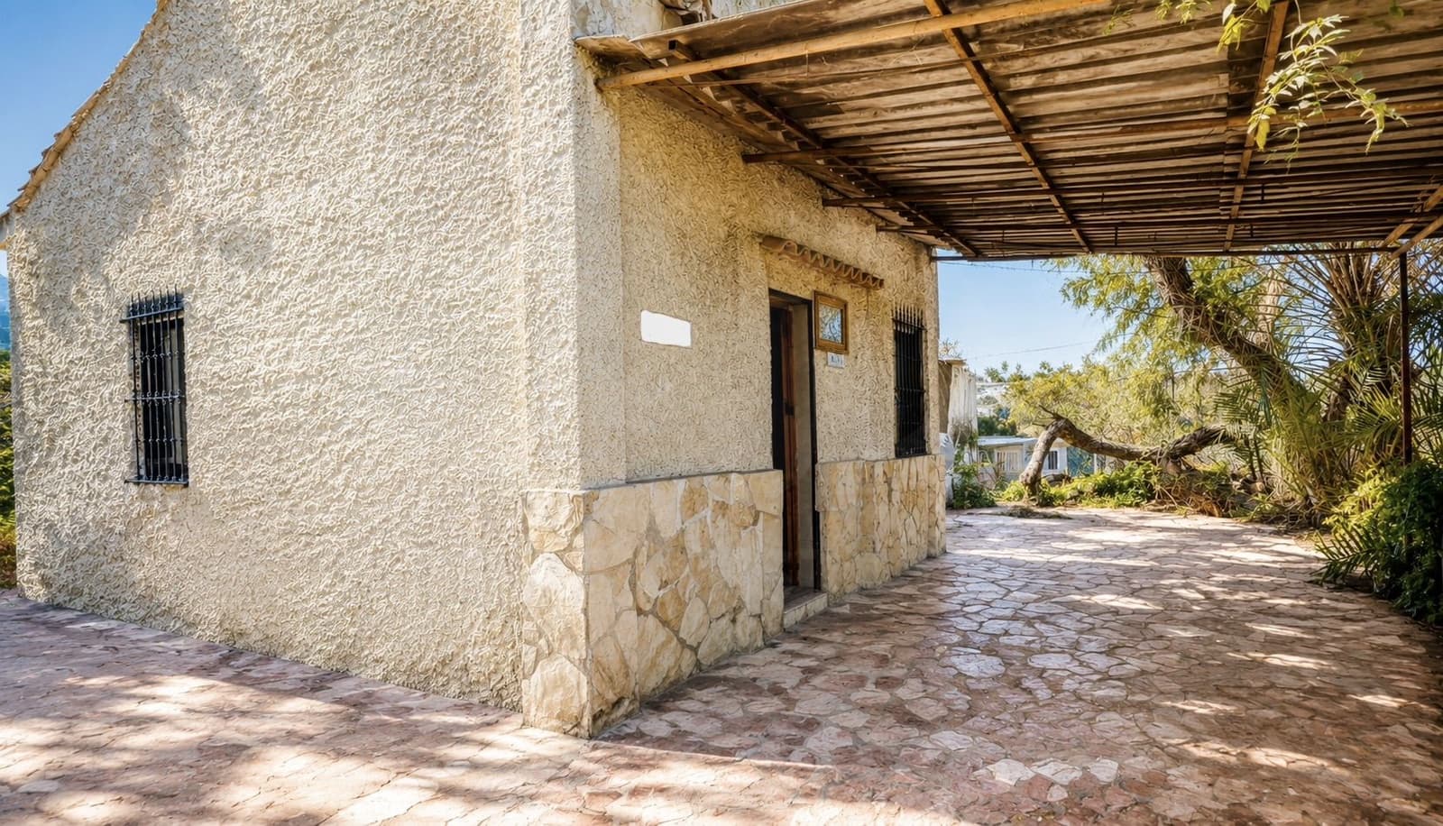 12 sovrum Finca/Hus på landet till salu i Alicante stad med pool garage - 1 700 000 € (Ref: 9991014)