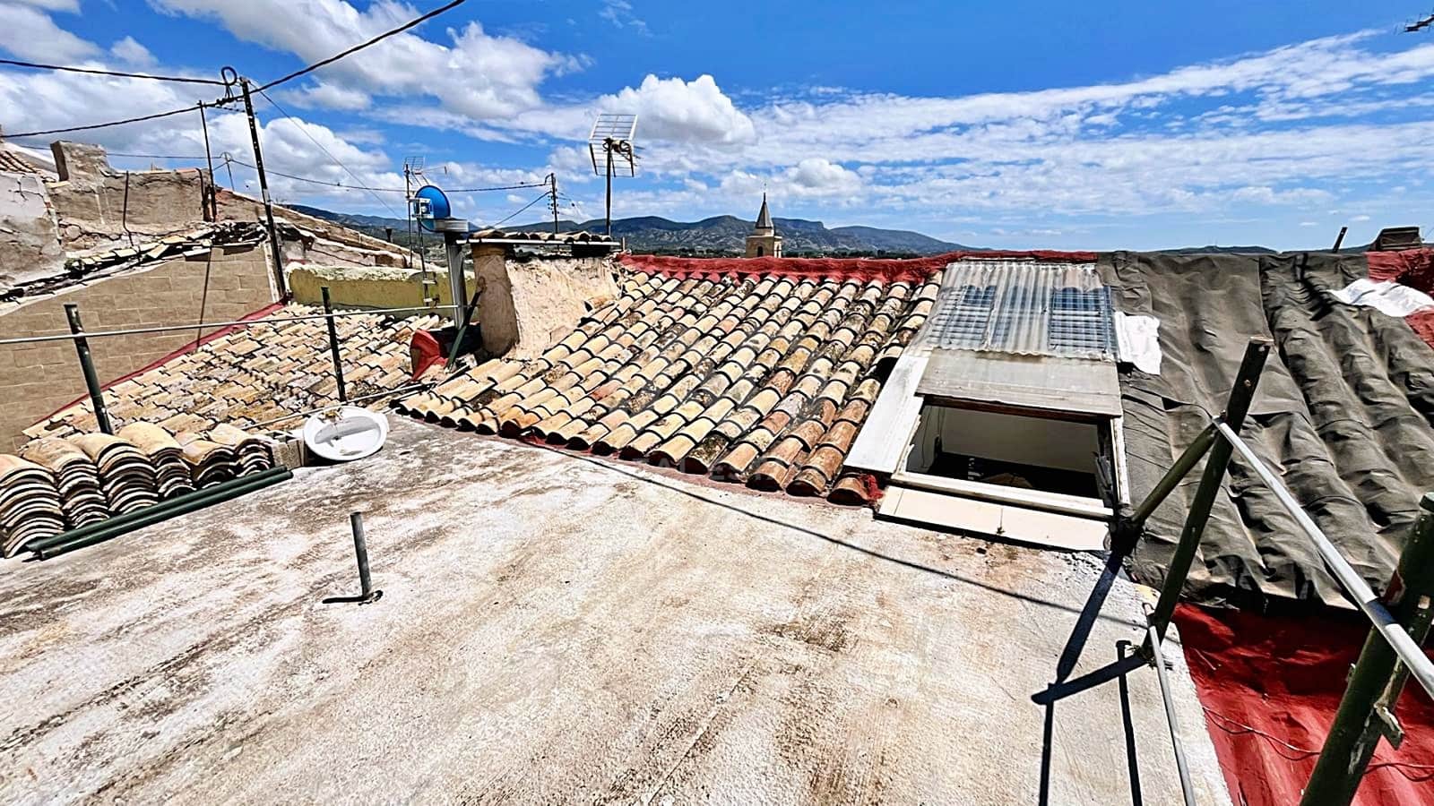 4 chambre Villa/Maison Mitoyenne à vendre à Alicante ville - 129 000 € (Ref: 9991021)