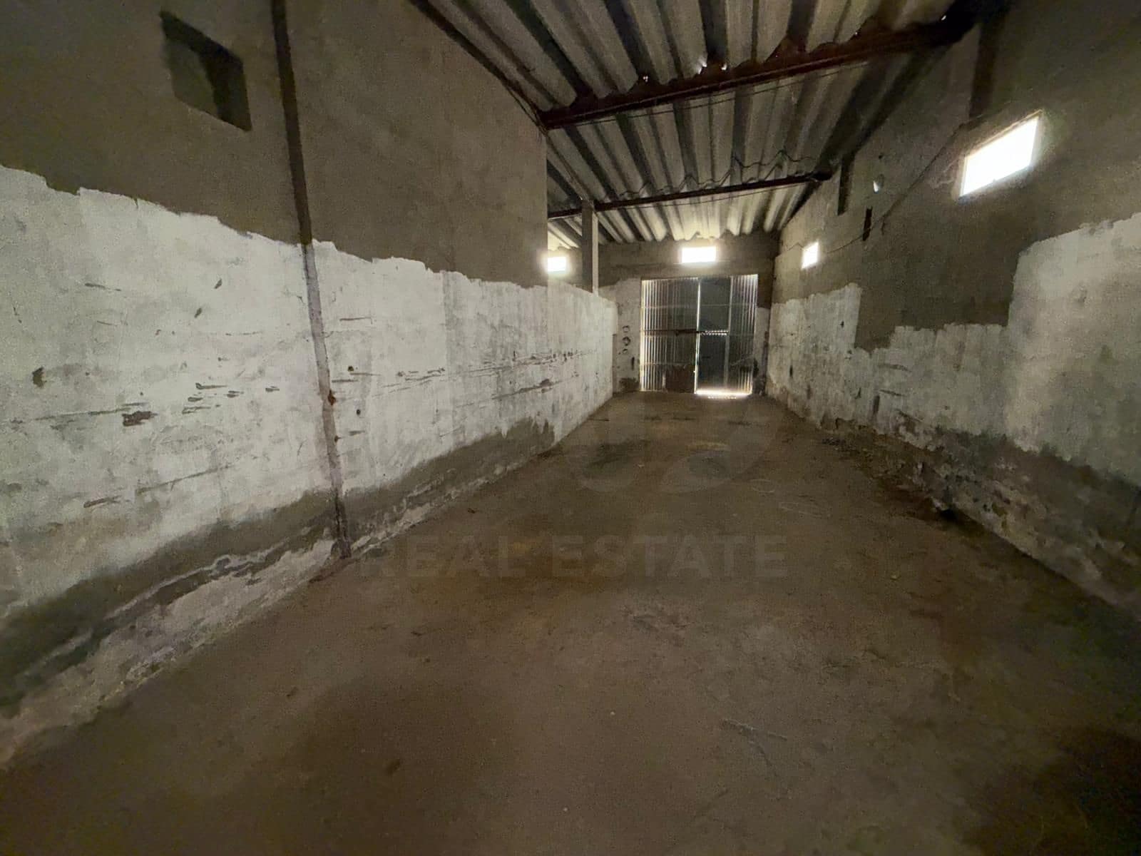 3 bedroom Townhouse for sale in Valladolid city with garage - € 47,000 (Ref: 9991023)