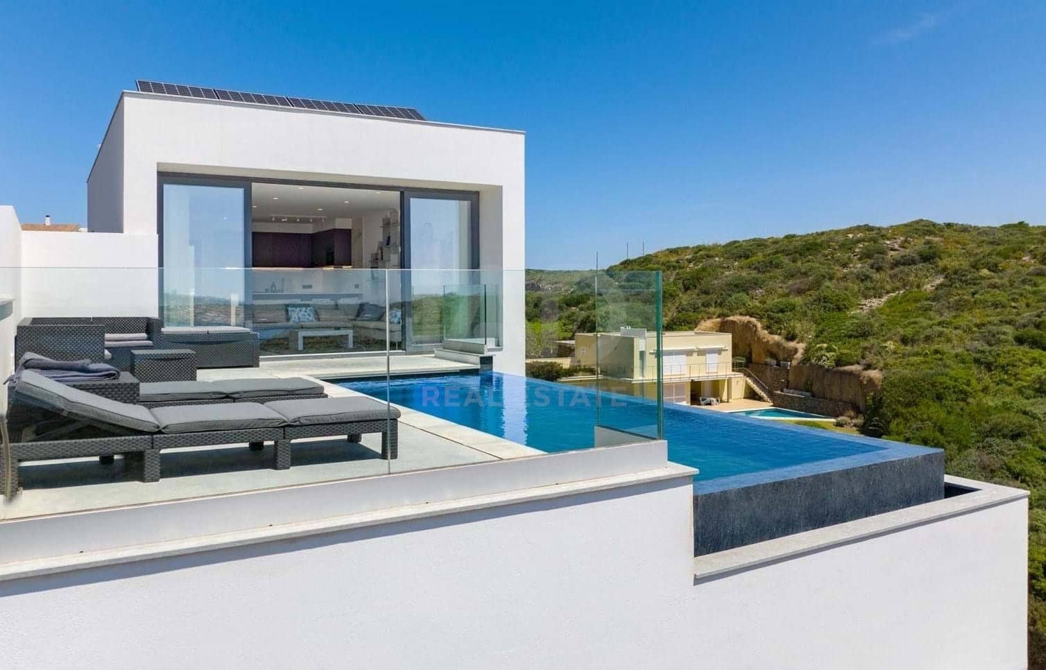 3 sovrum Villa till salu i Cala Llonga med pool - 890 000 € (Ref: 9991024)