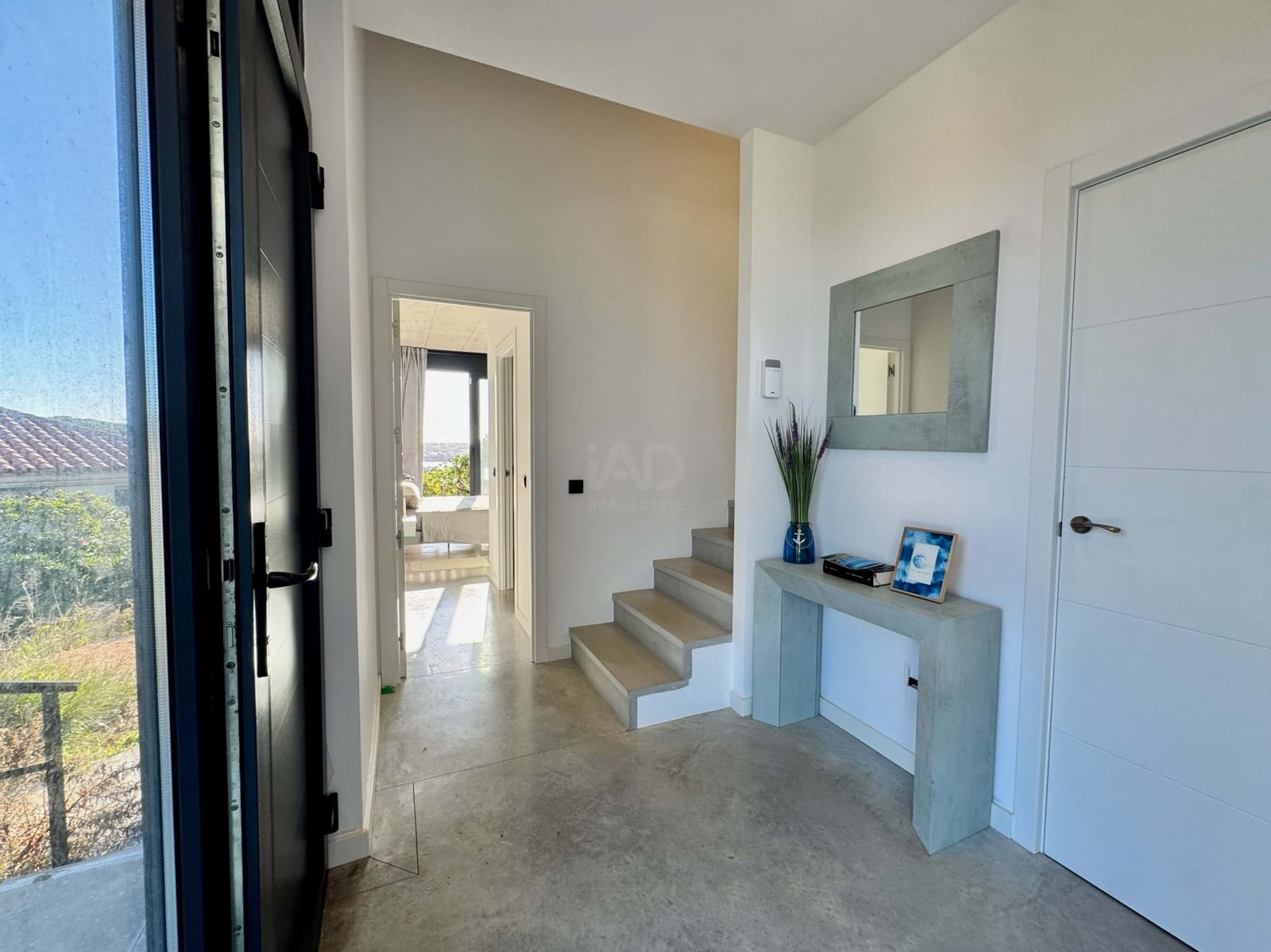 3 sovrum Villa till salu i Cala Llonga med pool - 890 000 € (Ref: 9991024)