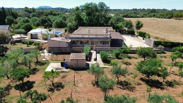 5 sovrum Finca/Hus på landet till salu i Santa Eugènia med pool garage - 895 000 € (Ref: 9991027)
