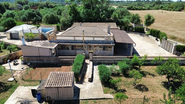 5 sovrum Finca/Hus på landet till salu i Santa Eugènia med pool garage - 895 000 € (Ref: 9991027)