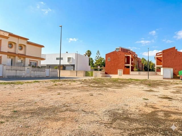 Byggetomt til salgs i Valencia by - € 975 000 (Ref: 9991030)