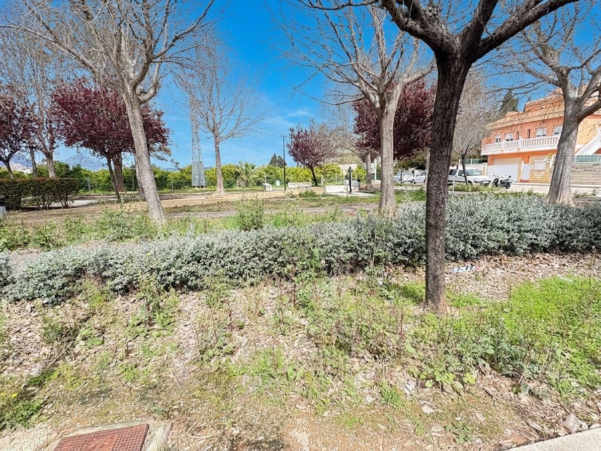 Byggetomt til salgs i Valencia by - € 975 000 (Ref: 9991030)