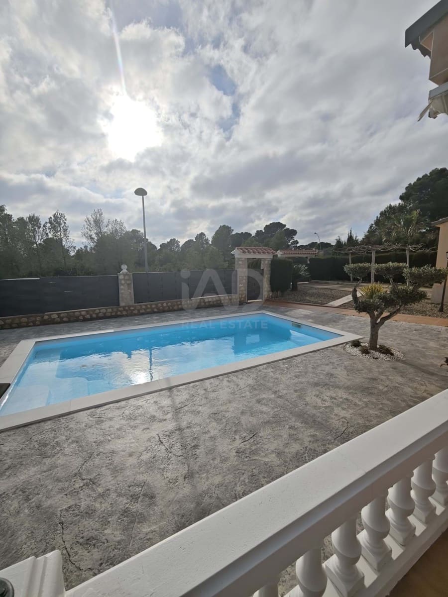 3 sypialnia Willa na sprzedaż w Calafat z basenem - 340 000 € (Ref: 9991031)