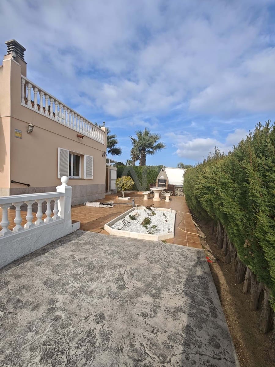 3 sypialnia Willa na sprzedaż w Calafat z basenem - 340 000 € (Ref: 9991031)