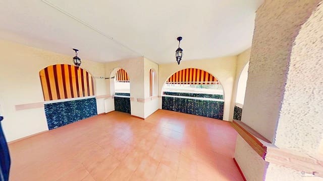 4 soveværelse Villa til salg i Monforte del Cid med swimmingpool garage - € 396.000 (Ref: 9991034)