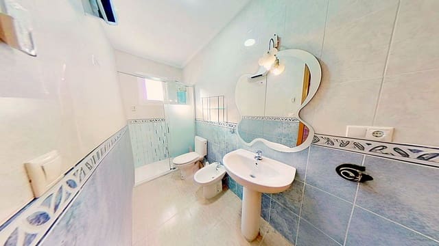 4 soveværelse Villa til salg i Monforte del Cid med swimmingpool garage - € 396.000 (Ref: 9991034)