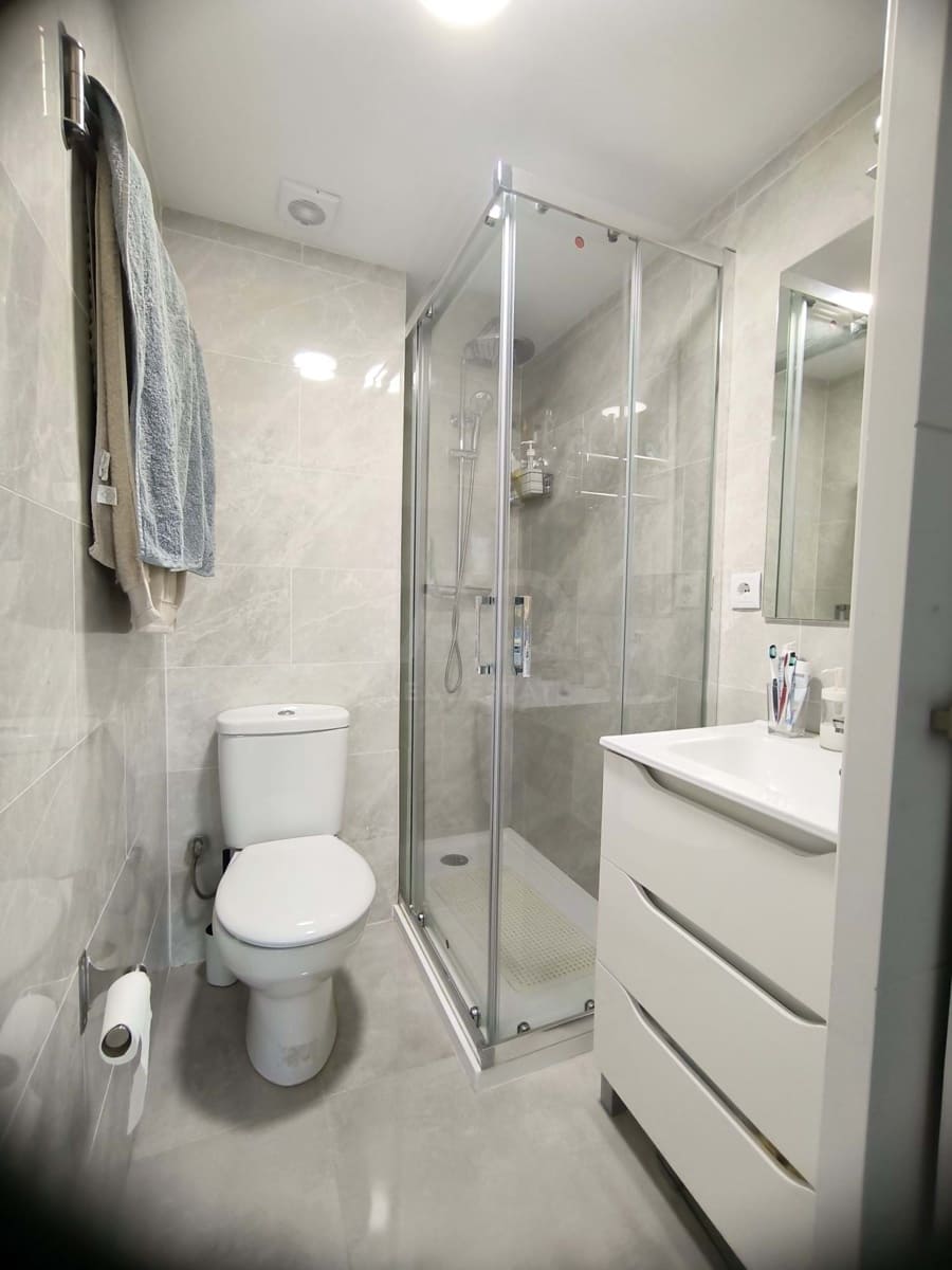 3 sovrum Lägenhet till salu i Alicante stad - 206 500 € (Ref: 9991037)