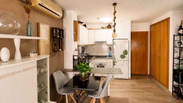 1 soveværelse Lejlighed til salg i Canet d'En Berenguer - € 179.000 (Ref: 9991039)