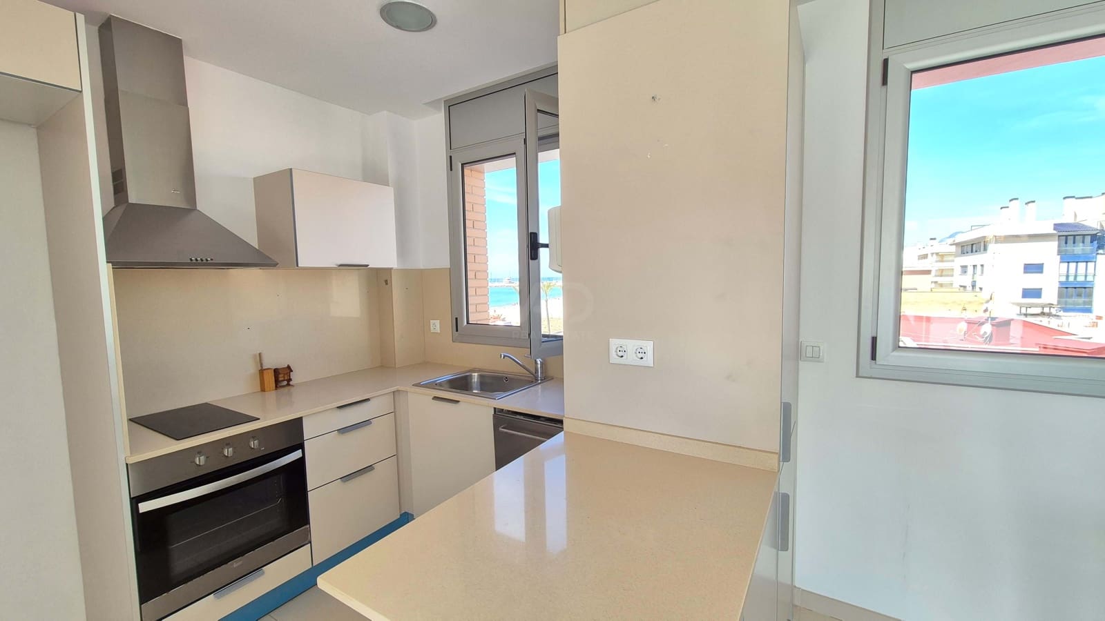 2 slaapkamer Appartement te koop in Tarragona stad met garage - € 253.000 (Ref: 9991040)