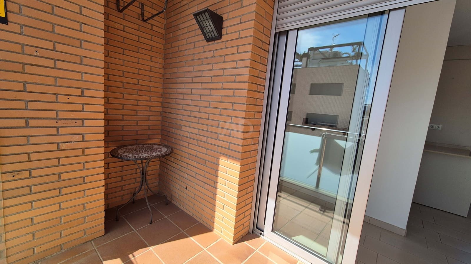 2 slaapkamer Appartement te koop in Tarragona stad met garage - € 253.000 (Ref: 9991040)
