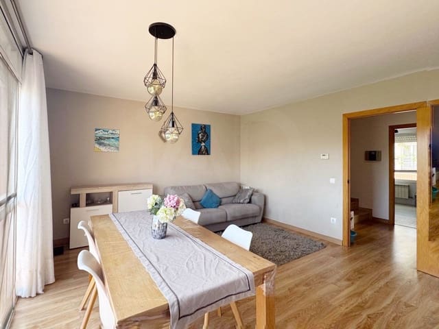 3 soverom Hus til salgs i Tarragona by med garasje - € 389 000 (Ref: 9991041)
