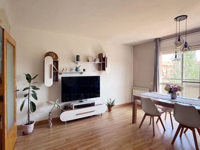3 soverom Hus til salgs i Tarragona by med garasje - € 389 000 (Ref: 9991041)