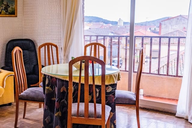 2 makuuhuone Kattohuoneisto myytävänä paikassa Belvís de la Jara - 60 000 € (Ref: 9991042)
