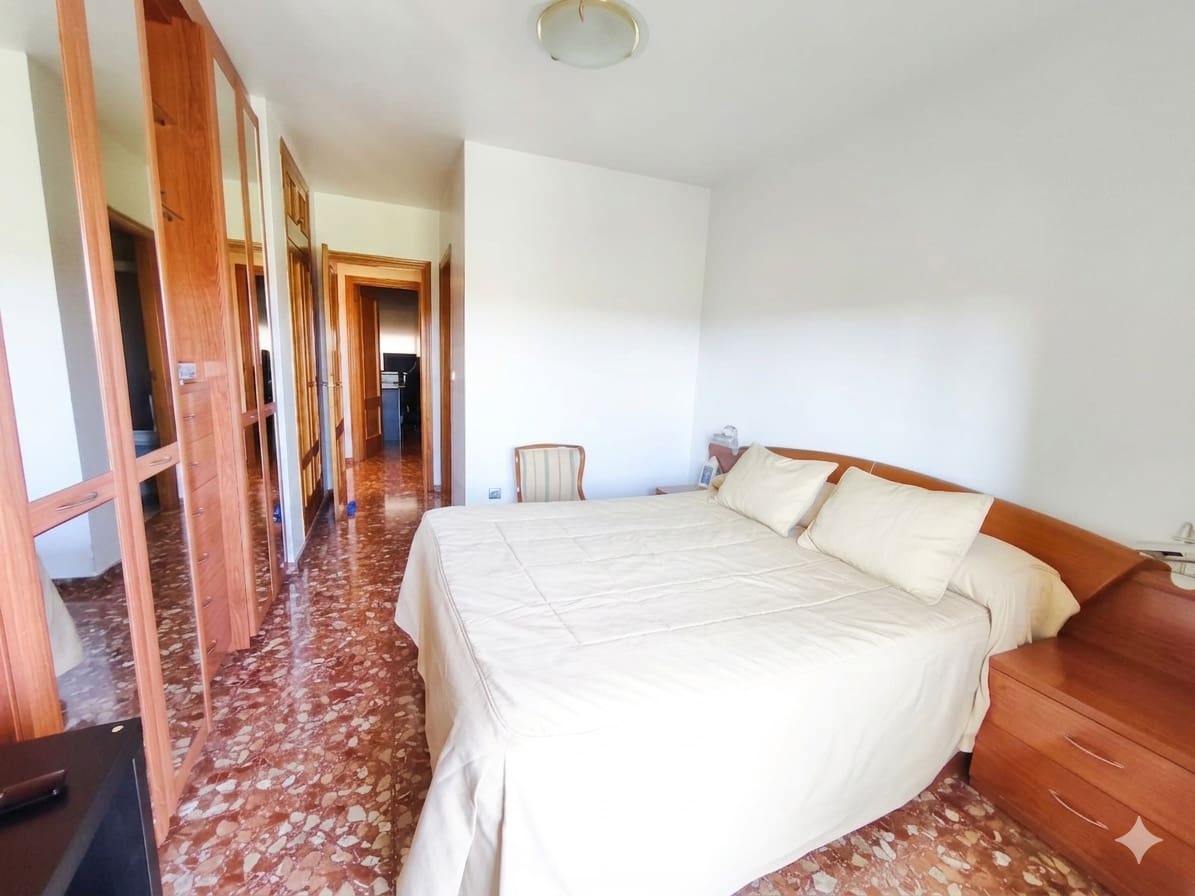 3 Zimmer Apartment zu verkaufen in Valencia Stadt - 175.000 € (Ref: 9991044)