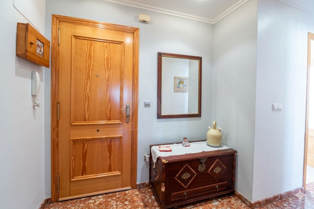 3 Zimmer Apartment zu verkaufen in Valencia Stadt - 175.000 € (Ref: 9991044)
