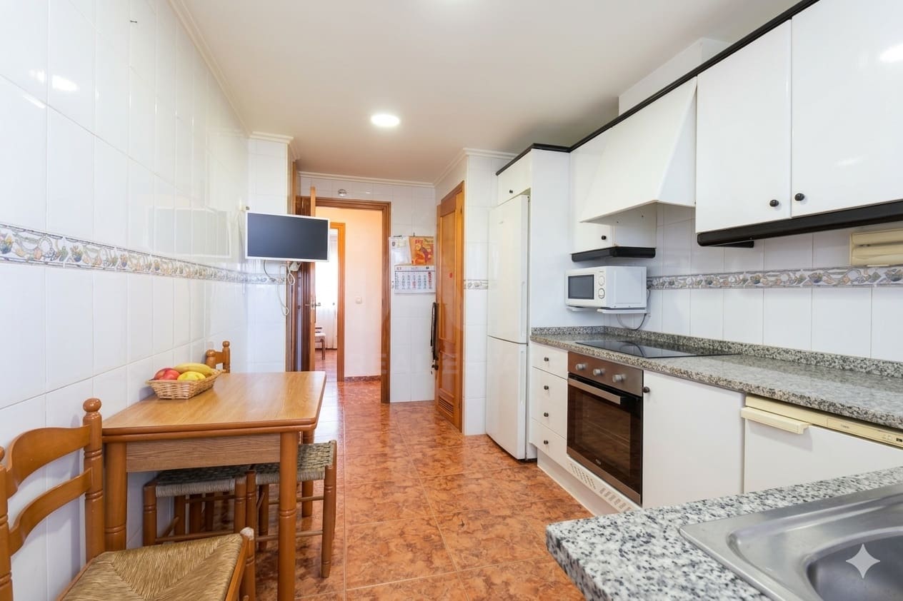 3 Zimmer Apartment zu verkaufen in Valencia Stadt - 175.000 € (Ref: 9991044)