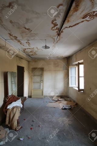 Casa in vendita in Toledo città - 27.000 € (Rif: 9991046)