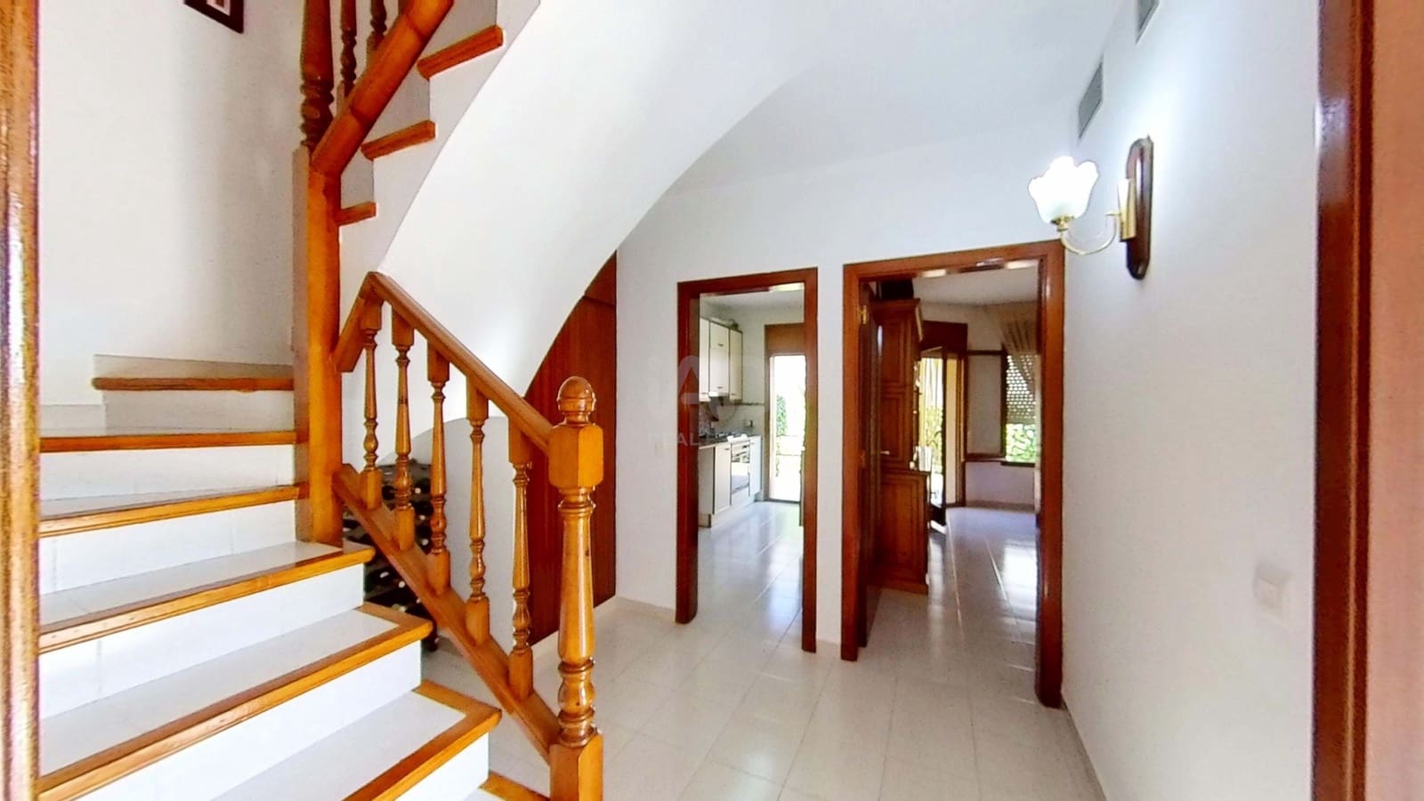 5 Zimmer Reihenhaus zu verkaufen in Tarragona Stadt - 295.000 € (Ref: 9991048)