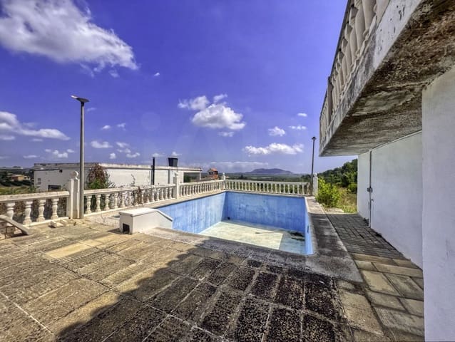 5 soverom Finca/Herregård til salgs i Valencia by med svømmebasseng - € 175 000 (Ref: 9991049)